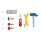 Fa barkácsasztal szerszámokkal